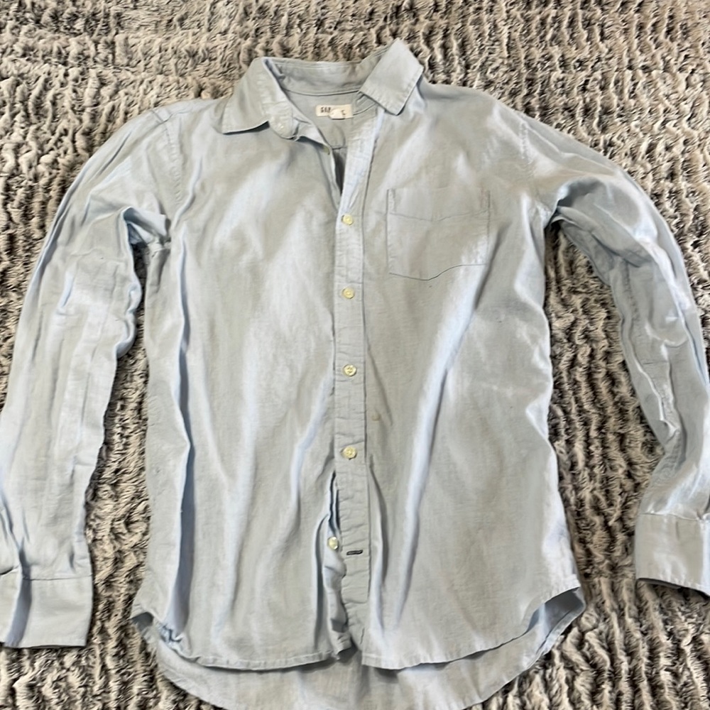 GAP Light Blue Linen Button Down
